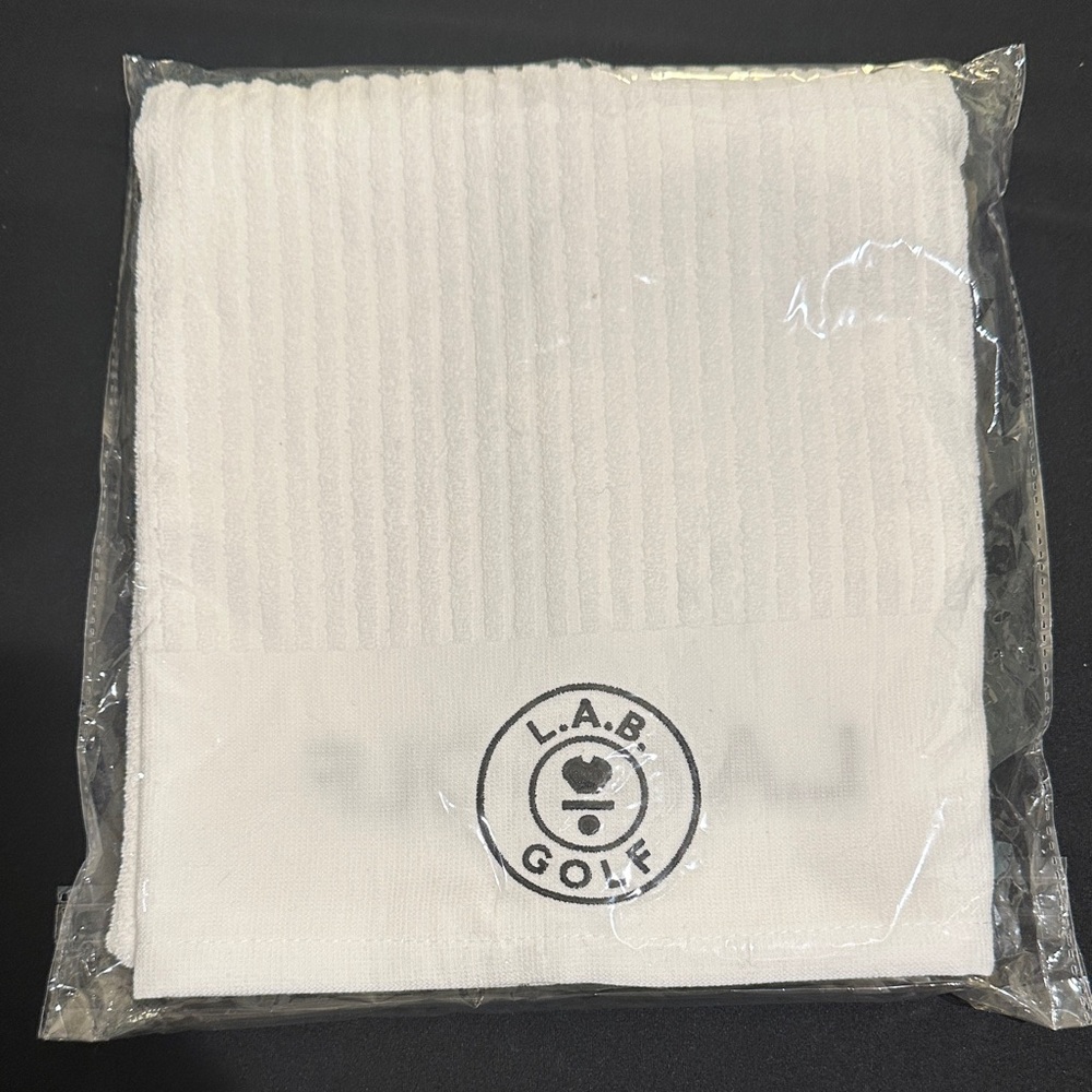 L.A.B. Golf White Ribbed Golf Towel